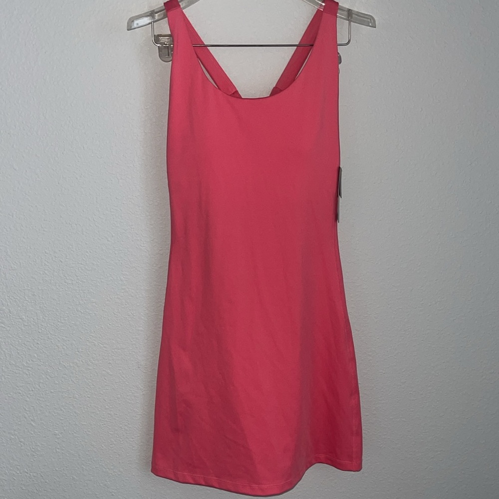 NWT Body Glove Athletic Coral Dress with Built-In Shelf Bra Size Large